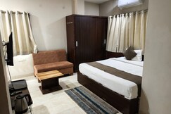 Hotel utsah stay, Indore