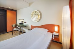 Mercure Paris Orly Tech Airport, Essonne