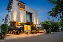 FabHotel Prime Avenue, Indore