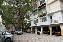 Domiva Vibe Lounge 1BHK Saket, Indore