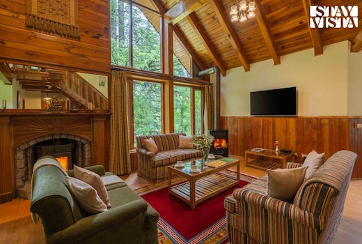 StayVista at Silver Oak @Retreat Cottages