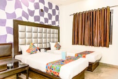 FabHotel De Sivalika - 500m from Belur Math, Dankuni