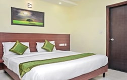 Deluxe Room with Free Wi-Fi