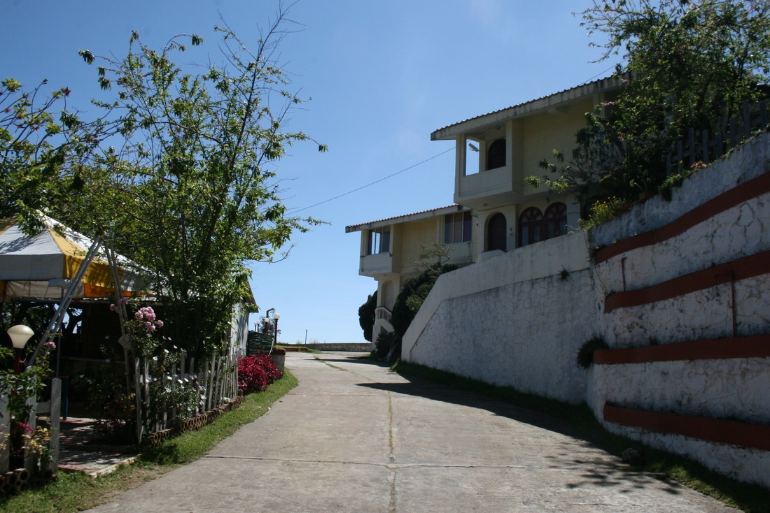 Elephant Valley Kms from Kodai Kodaikanal INR 1144 OFF   5  2  0  0  