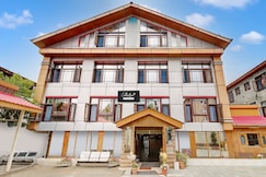 Collection O Rajbagh, Srinagar