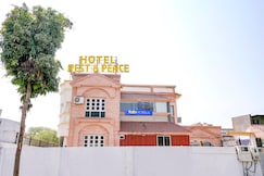 FabHotel Rest & Peace, Ahmedabad