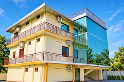 Solo Kalapurayil Residency, Cochin