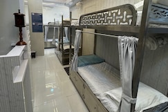 Nap Inn Dormitory, Mumbai
