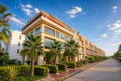 Nandan Retreat-Near Prem Mandir, Vrindavan