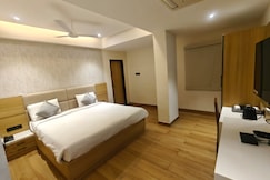 ISHA INN LUXURY ROOMS, Guntur