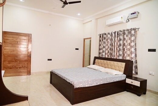 Surendra Villa