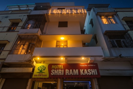 FabHotel Shri Ram Kashi