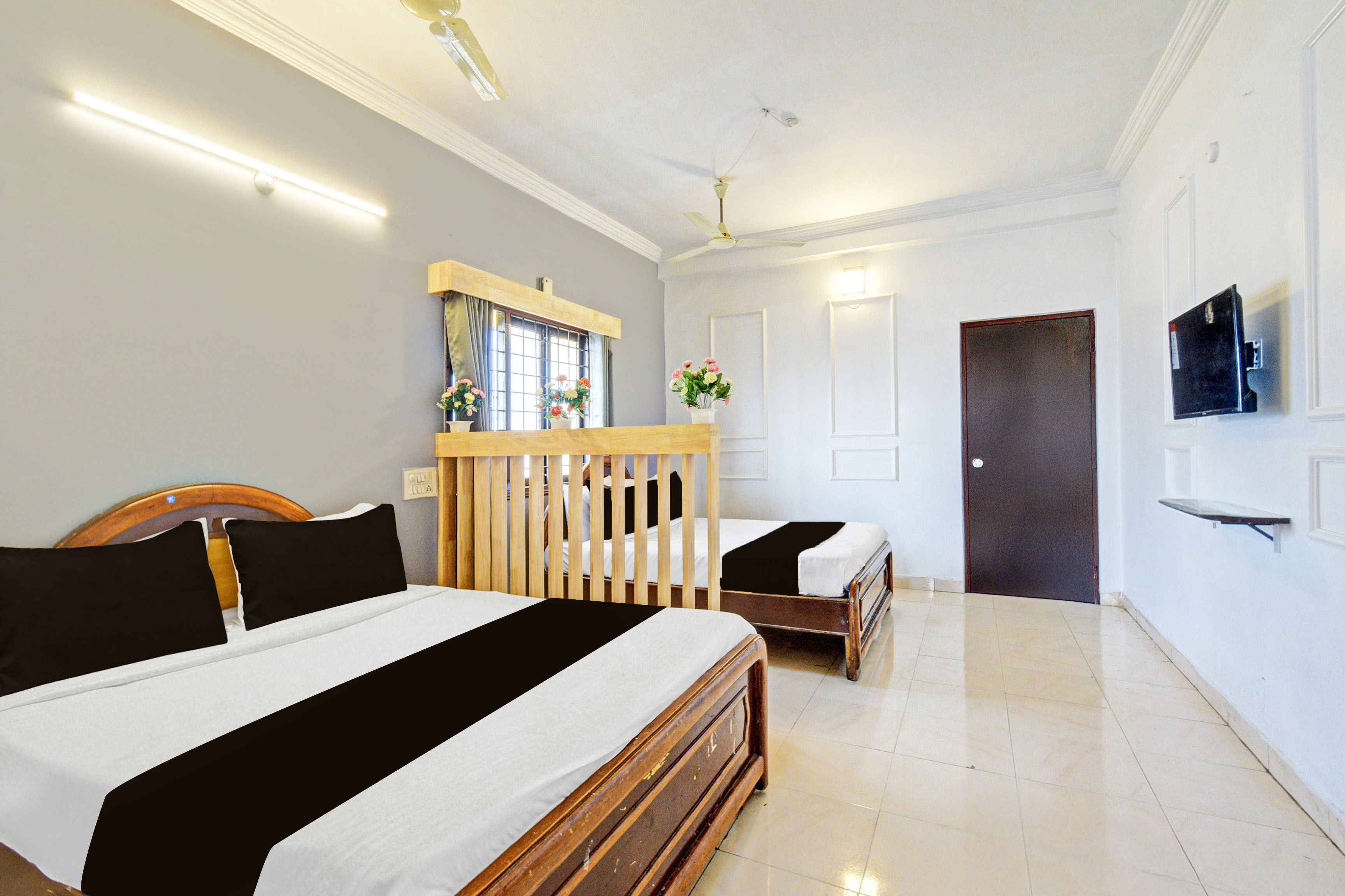 Hotel O Sahasra Residency Near Nexus Hyderabad - Tap to explore photos