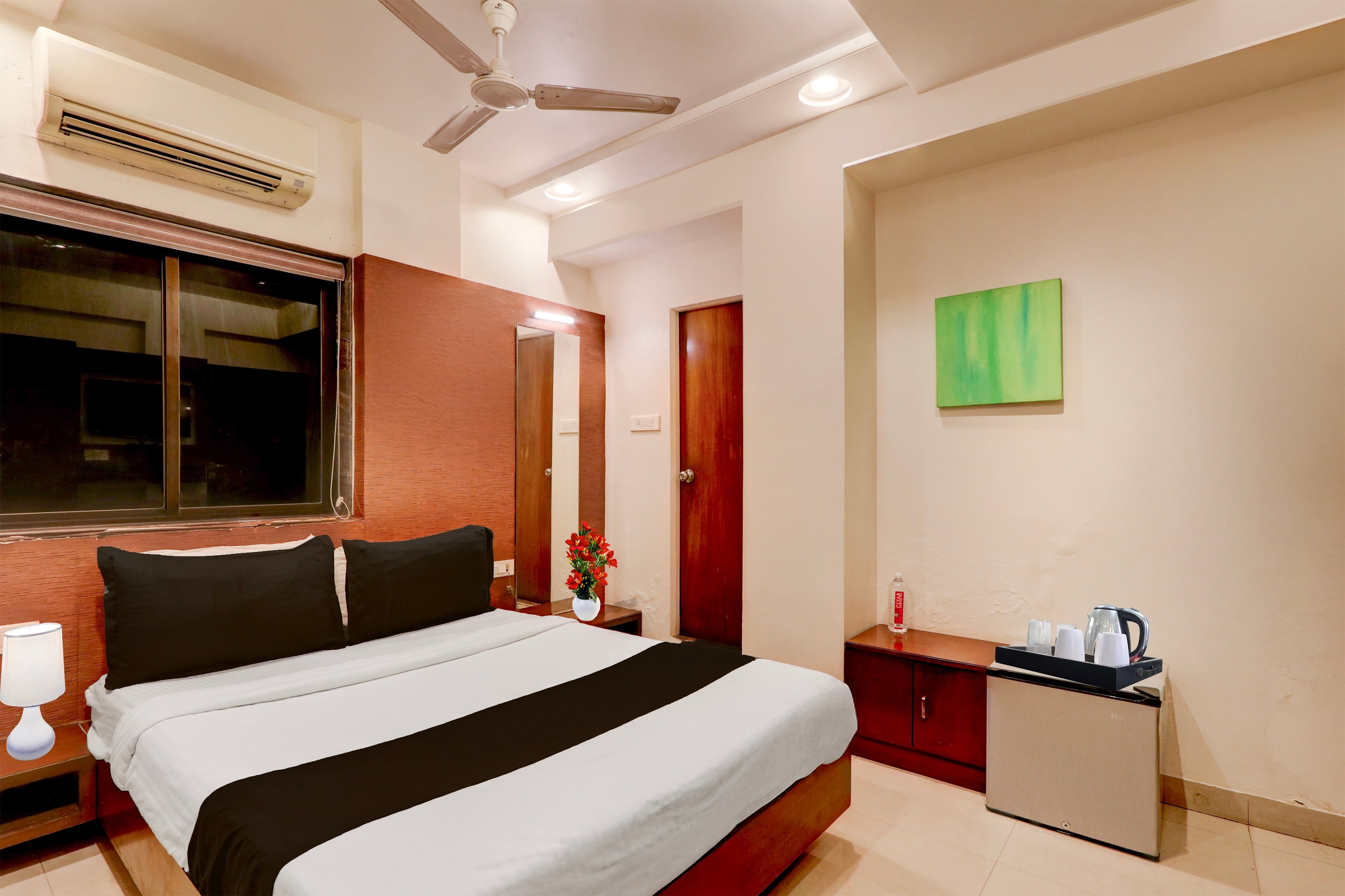 Super Deluxe Room 1