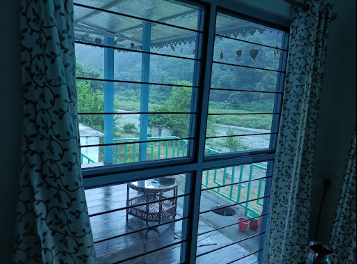 CORBETT RIVERSIDE HOME STAY - Tap to explore photos