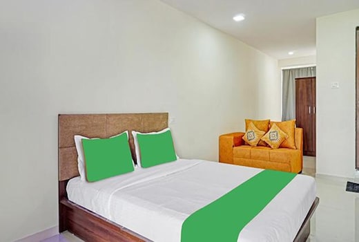 FabHotel RK Inn