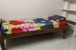 Ram mohan apartment , Puttaparthi