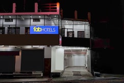 FabHotel Ramendra Palace, Ayodhya