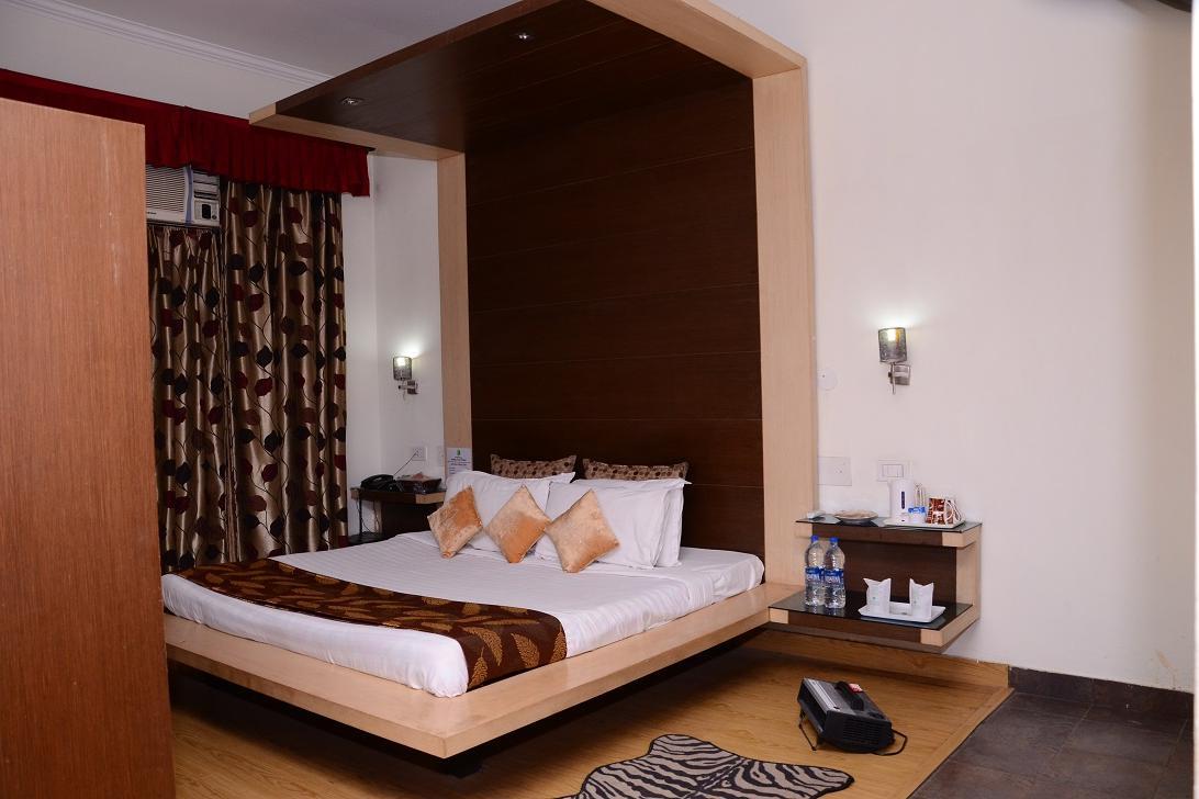 Hotel Shree Hari Niwas - Tap to explore photos