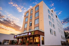 Hotel The Sabhyansh (Only 200 Meters from Temple), Khatu