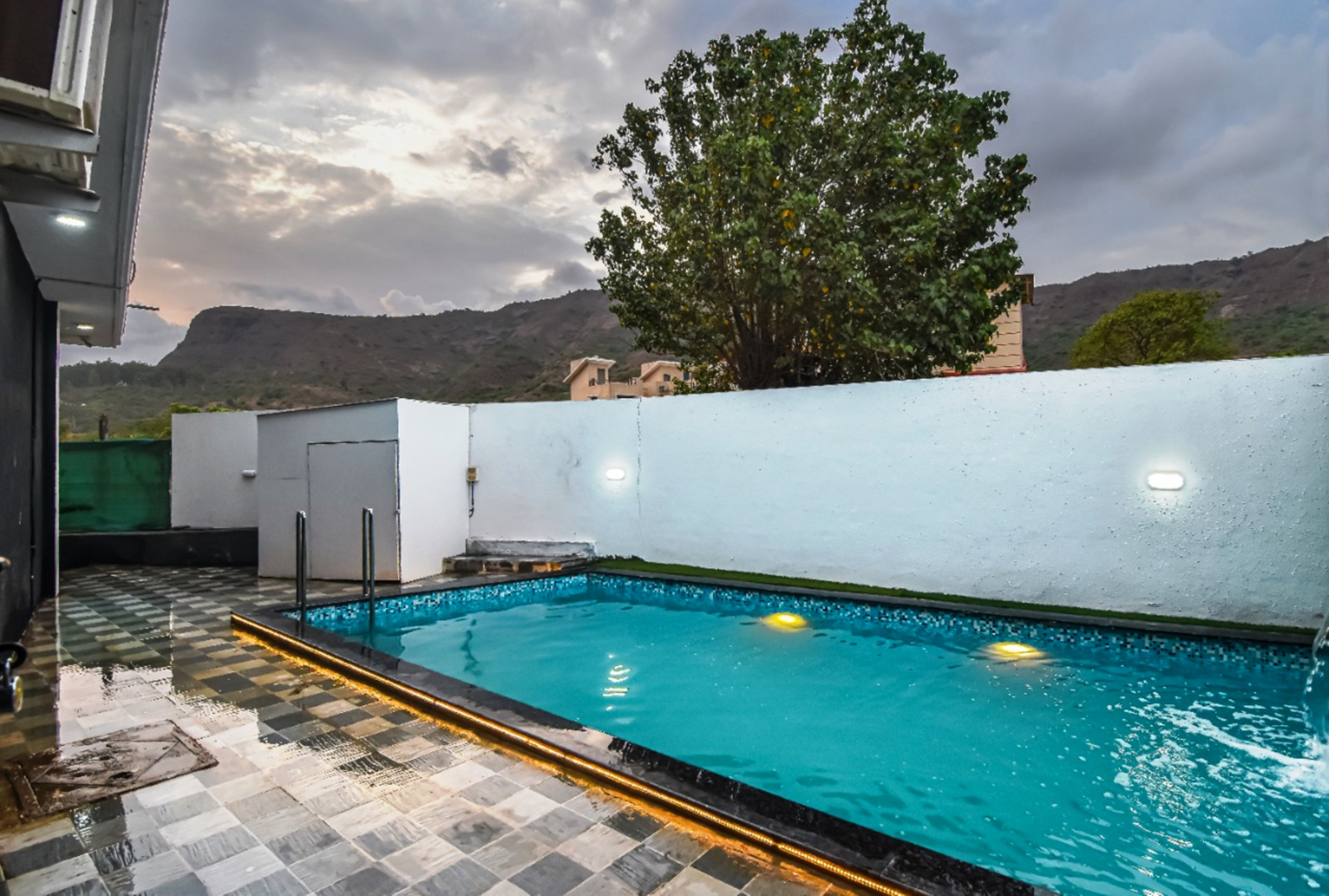 AAO KABHI MI CASA 3BHK WITH PRIVATE POOL - Tap to explore photos
