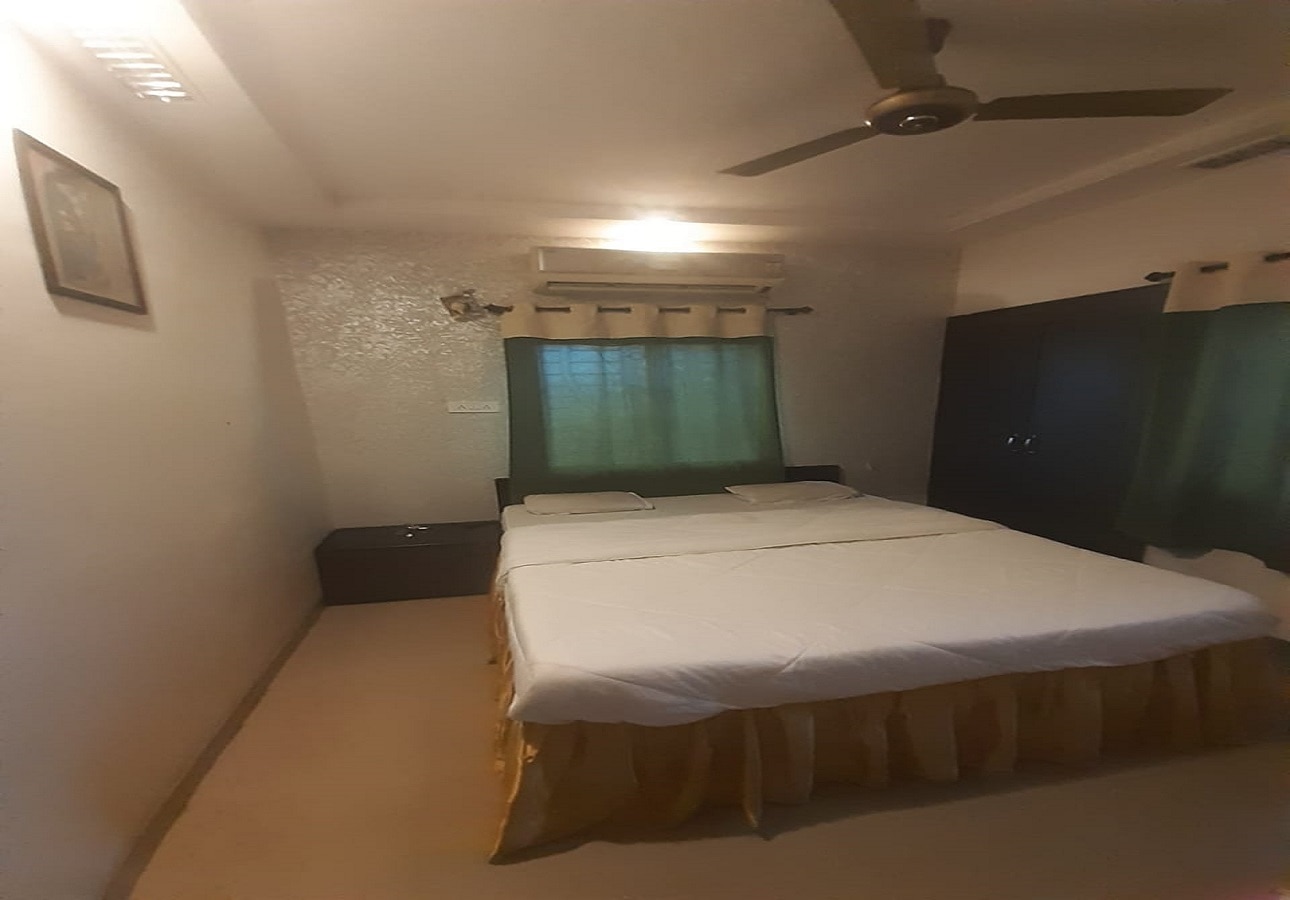 Ramkrishna Apartment - Tap to explore photos