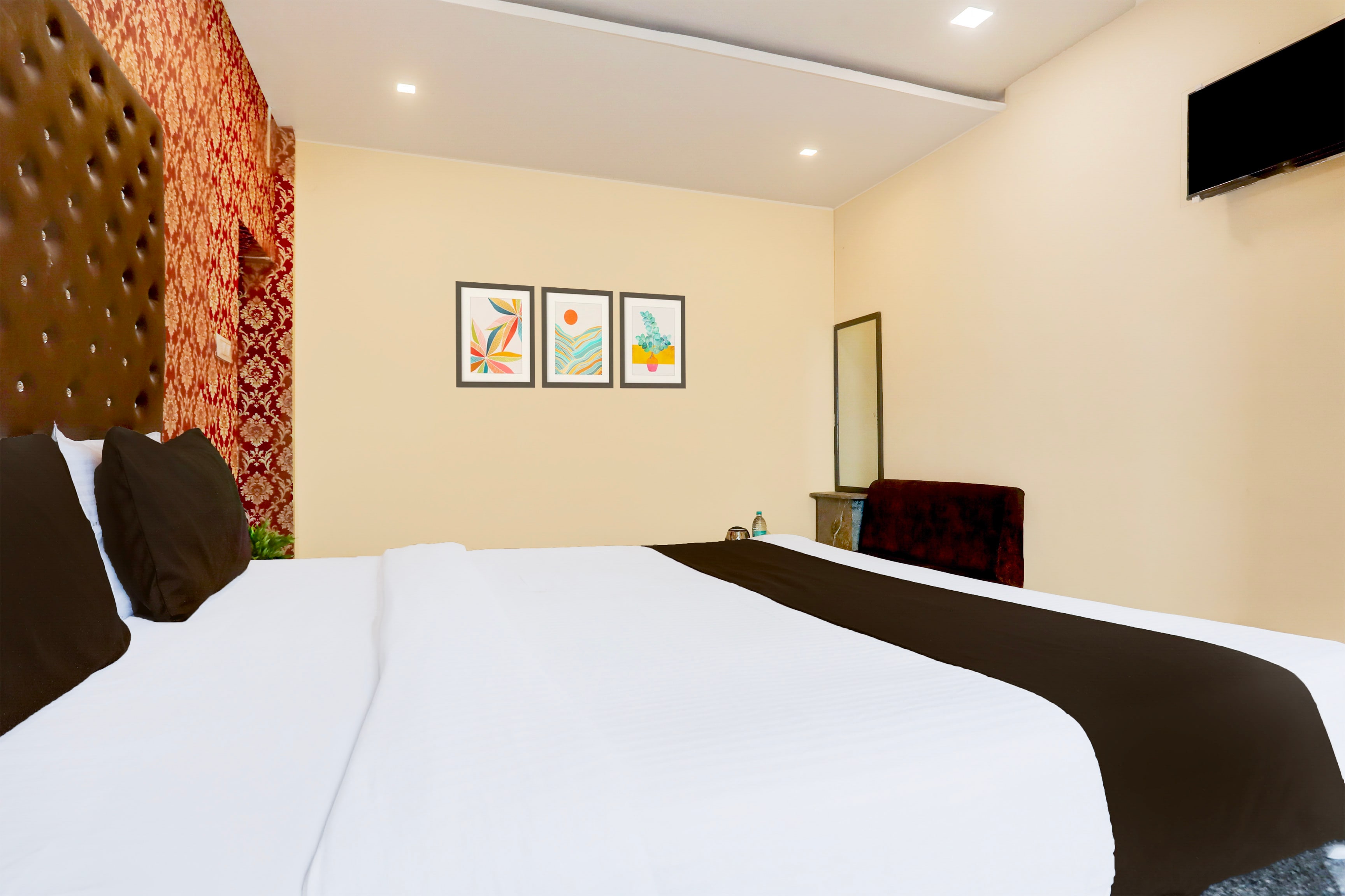 Hotel O Bhilai Near IIT - Tap to explore photos