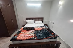 The Raveesh Apartment D72, Delhi