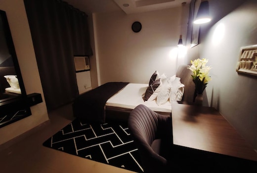 Caramel Airport Metro Dwarka 2 BHK