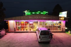 Veshnavi Paradise Hotel Restaurant, Kausani