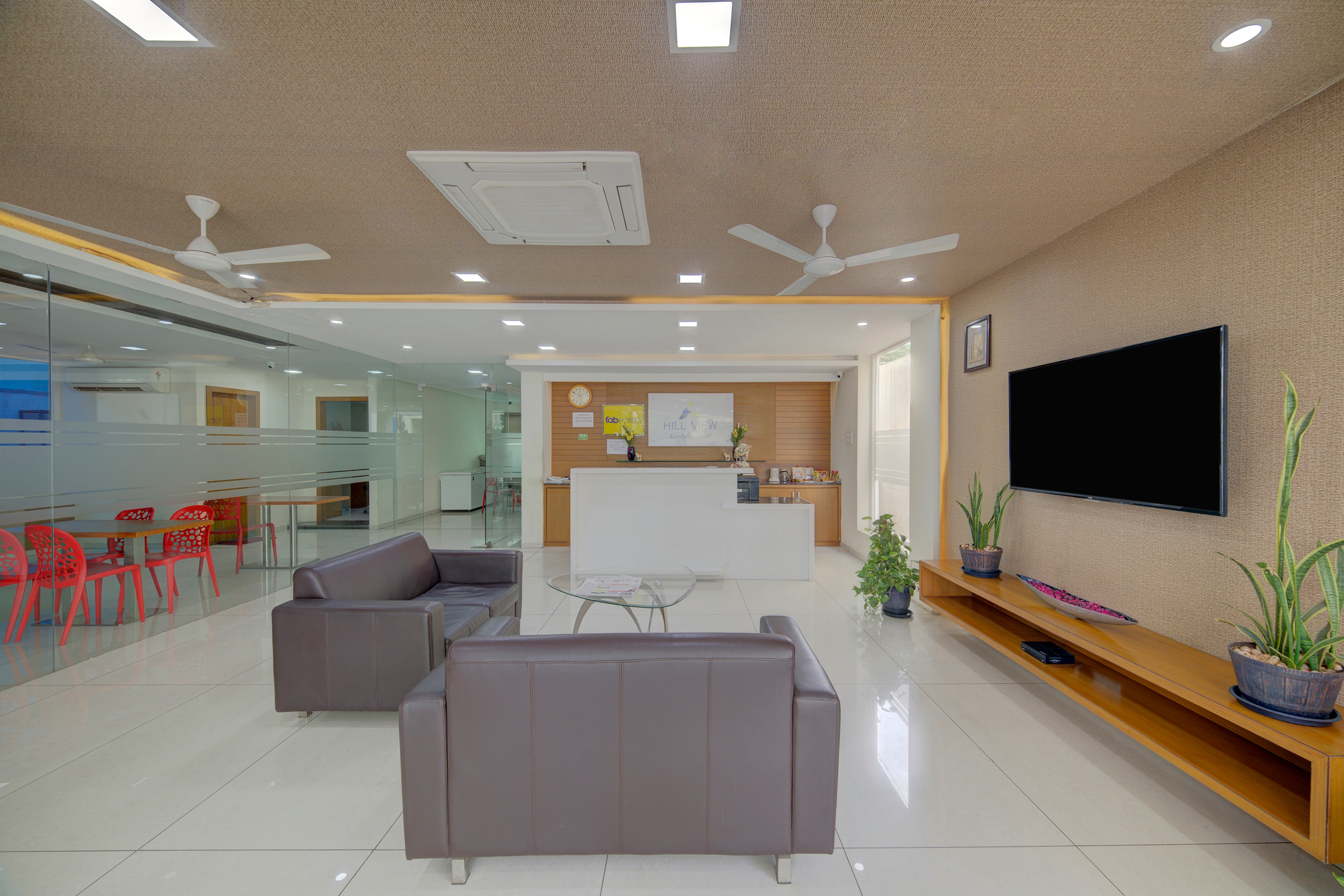Rooms in Gachibowli DLF - Tap to explore photos