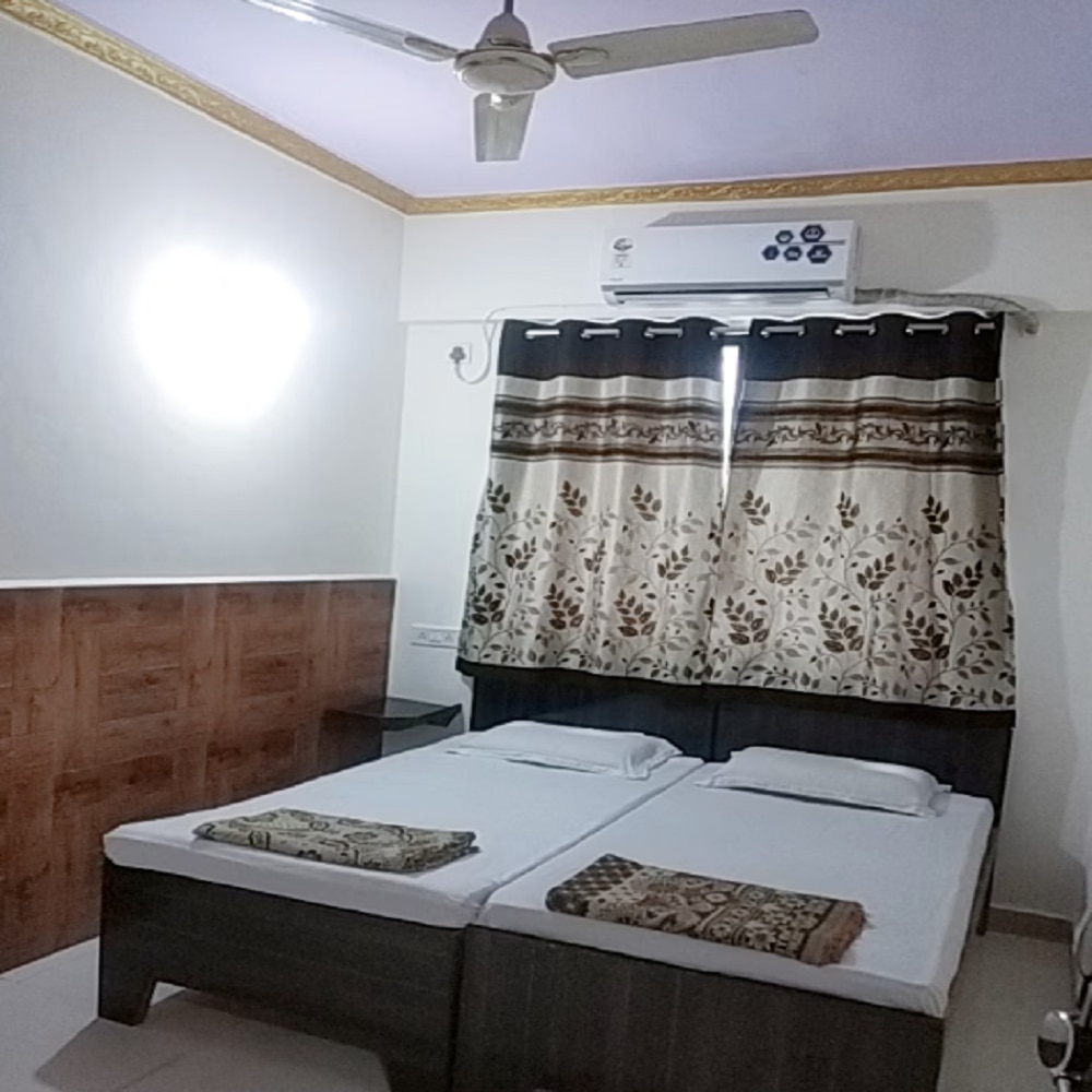 Hotel Shreejay - Tap to explore photos