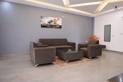 Spacious 2BHK Apartment Near India Expo Mart, Greater Noida