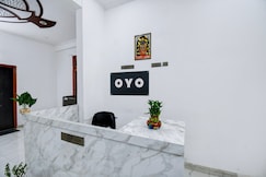 Hotel O VELMORA HOTEL, Lucknow