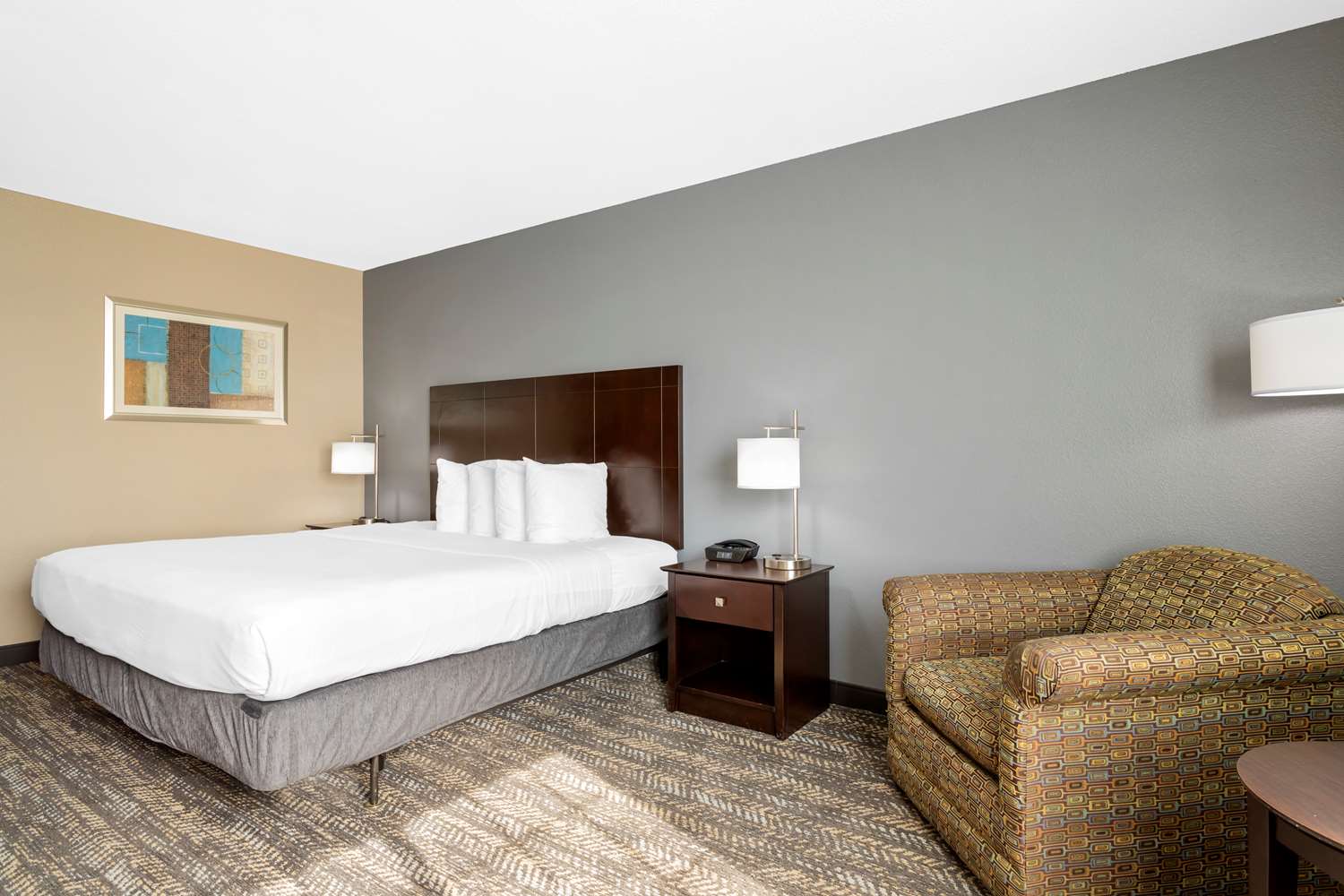 Best Western Natchitoches Inn - Tap to explore photos