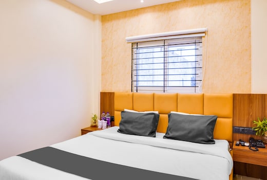 Super HOTEL O ANJANEY PALACE