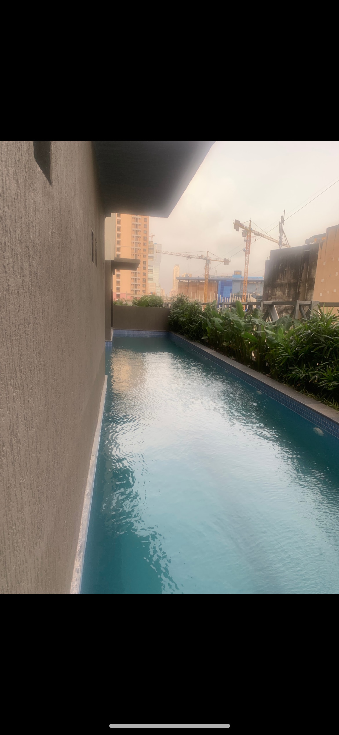SEA VIEW FLAT WORLI - Tap to explore photos
