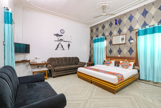 FabHotel Raka Inn