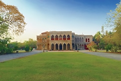 Nilambag Palace Hotel, Narbad