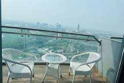 Home away From Home, Noida