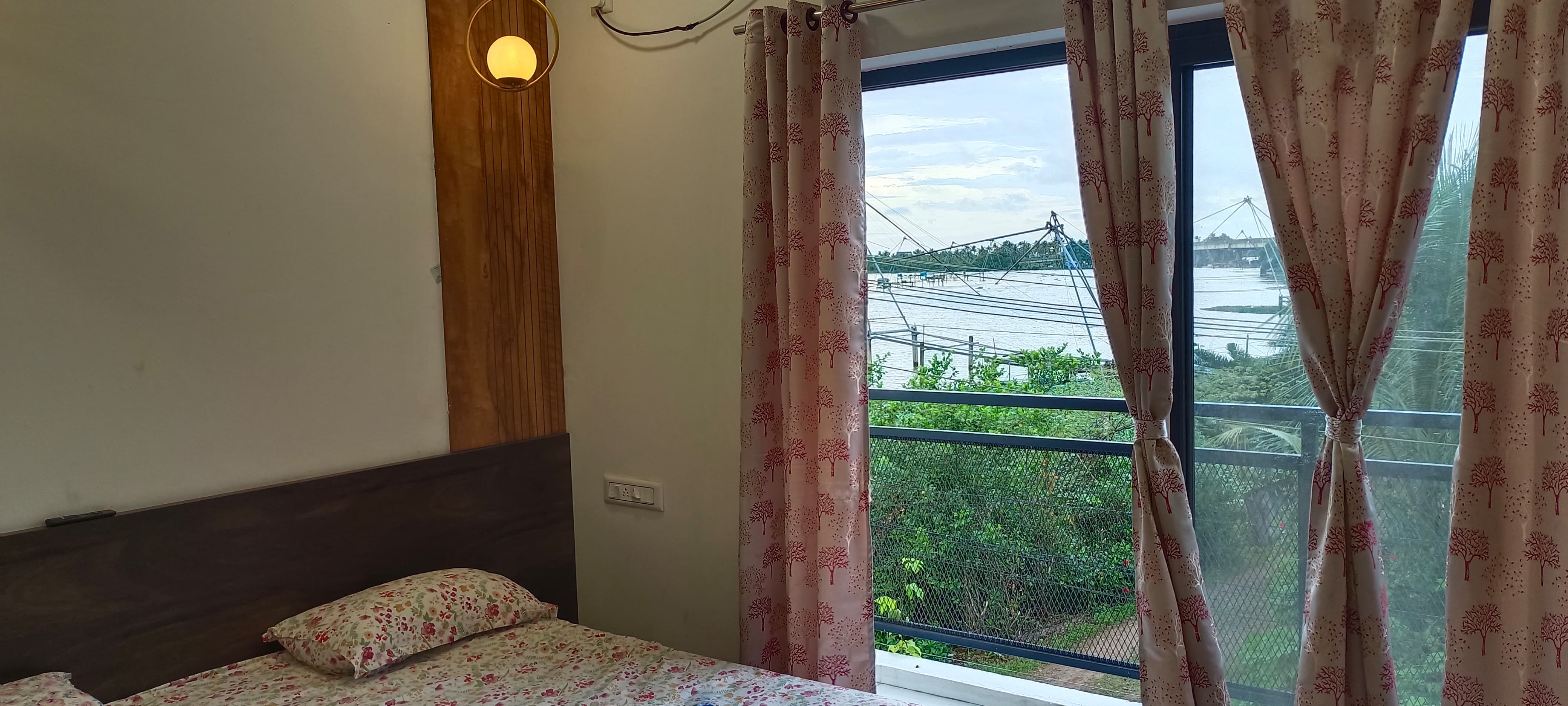 Antonio's River View Homestay - Tap to explore photos