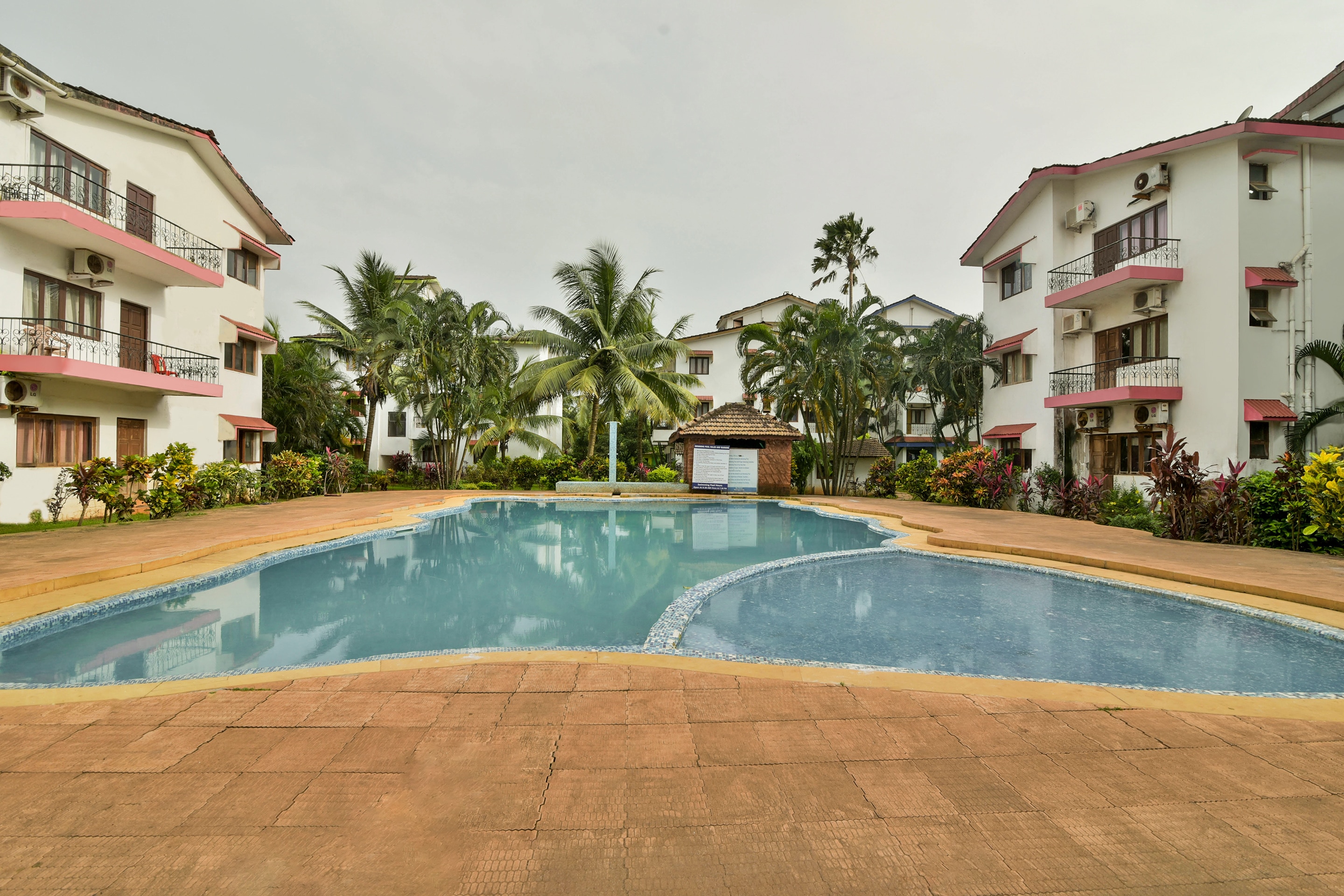 Rinan's Holiday Home - Tap to explore photos
