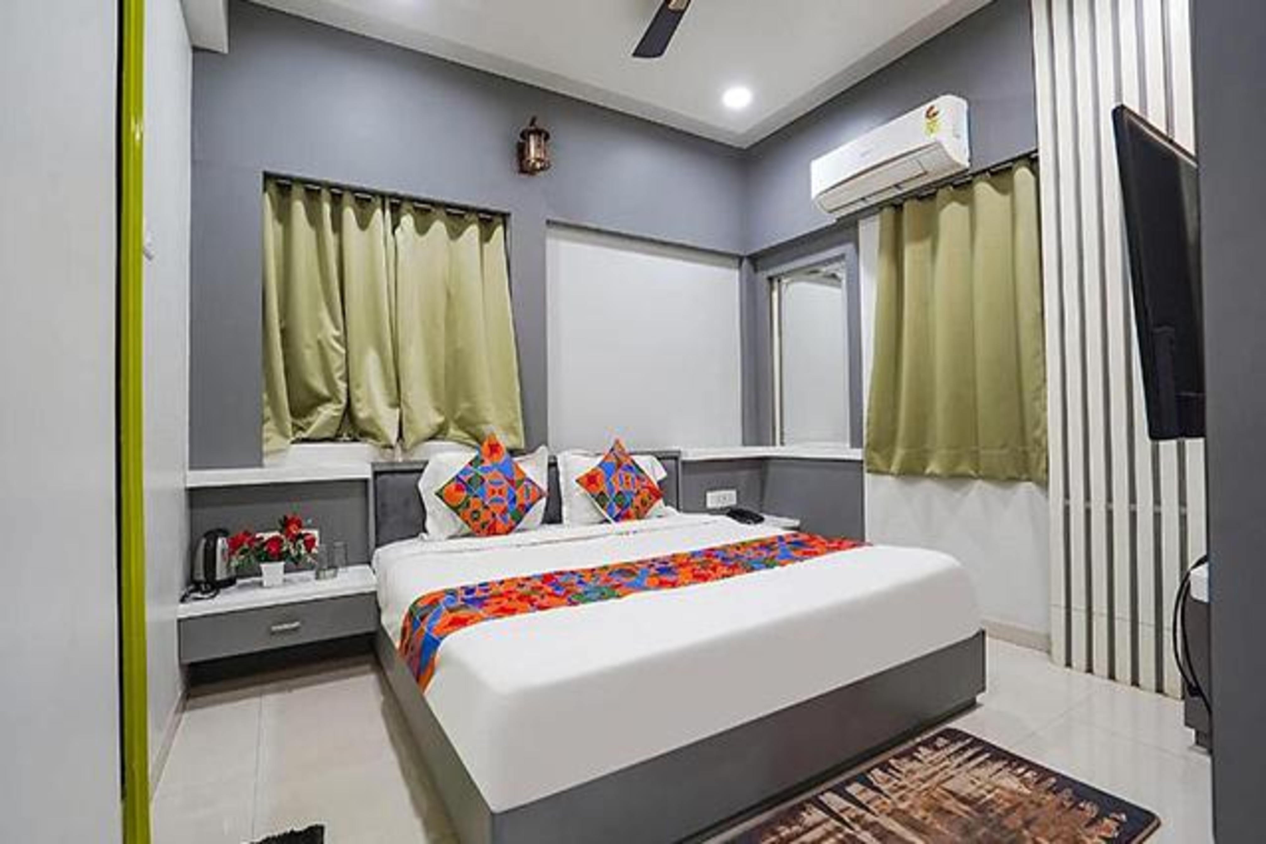 FabHotel Imperial Suites - Tap to explore photos
