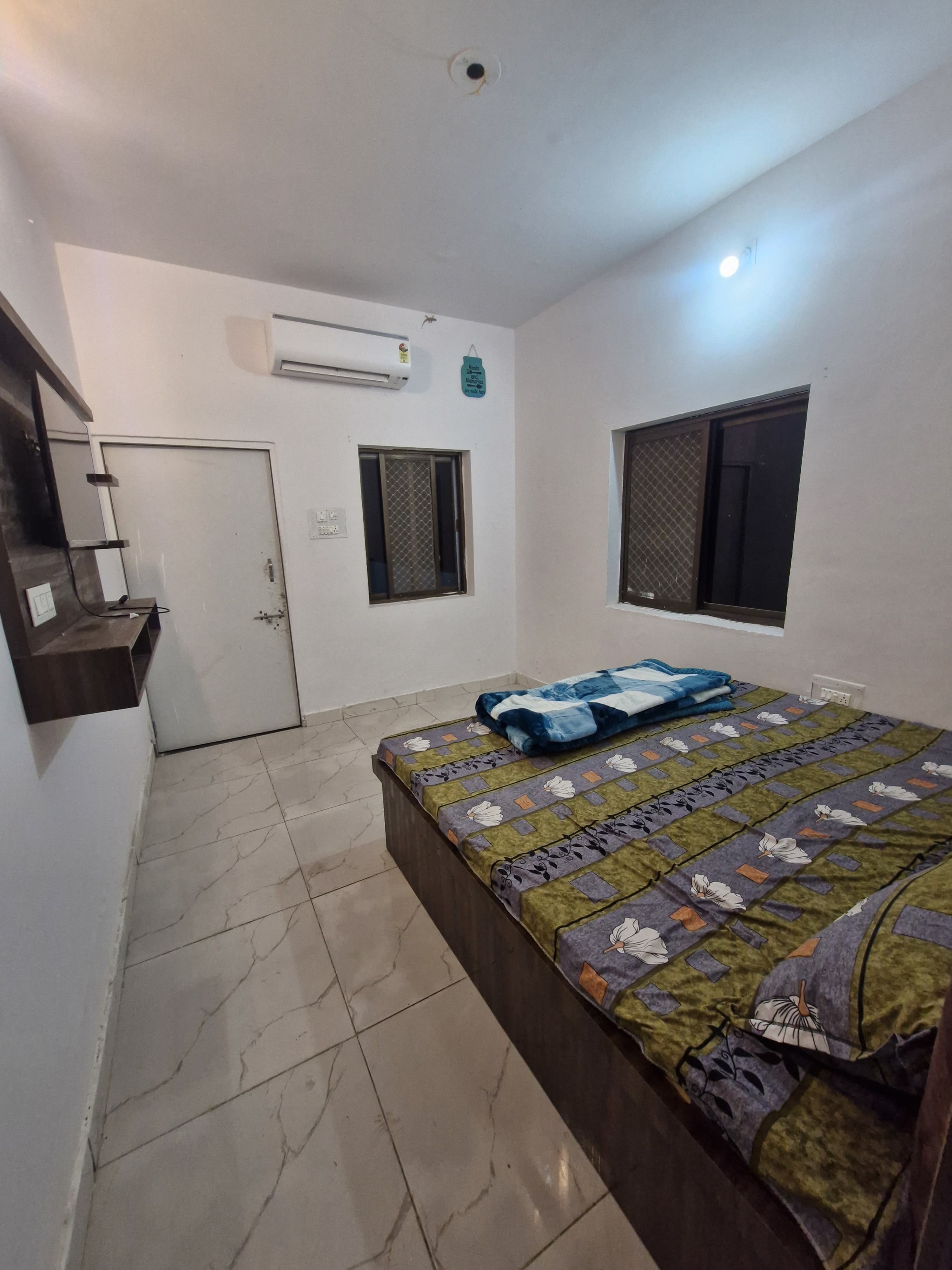 Mangaldeep hotel and restaurant - Tap to explore photos