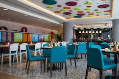 Park Inn by Radisson Dubai Motor City, Dubai