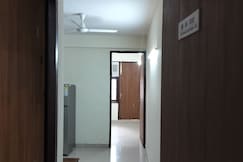 The Raveesh Apartment B6, Delhi