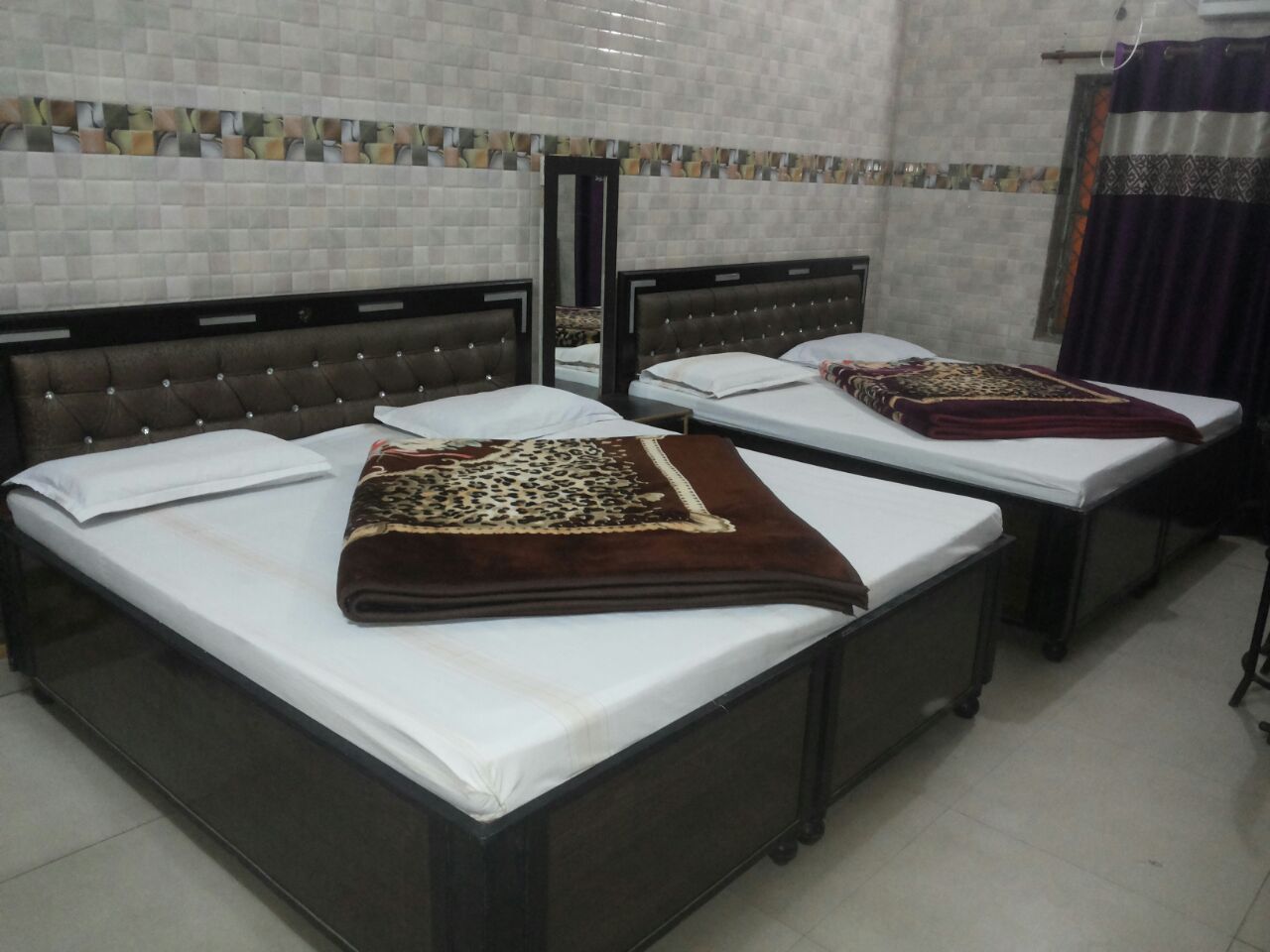 Hotel Riddhi Siddhi - Tap to explore photos