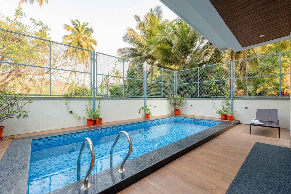 Niar luxury apartments 201 - Tap to explore photos