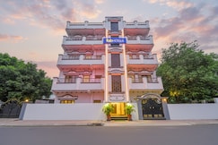 FabHotel RB Palace Nr. Varanasi Junction Station, Varanasi