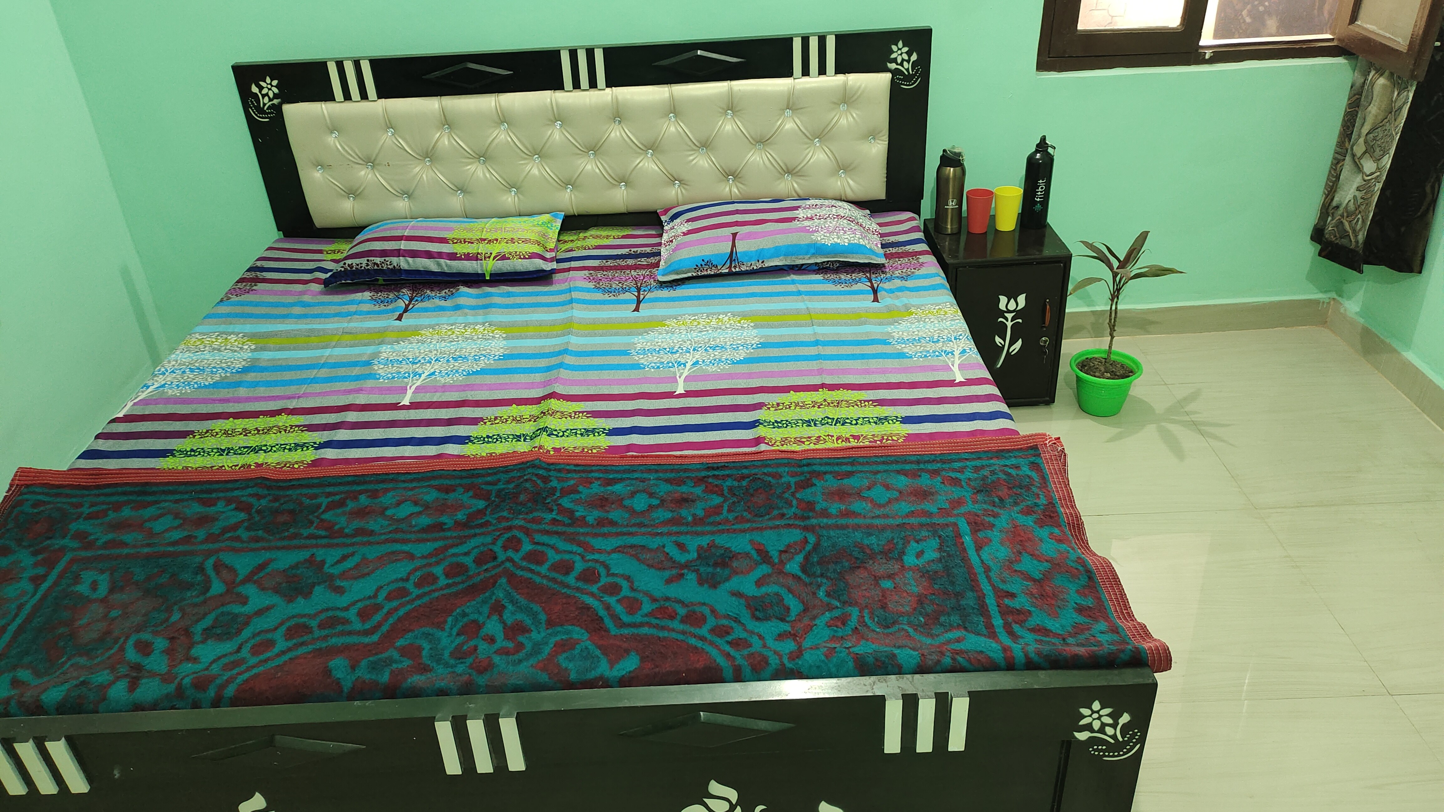 1BHK independent house at VVIP location of Ayodhya - Tap to explore photos